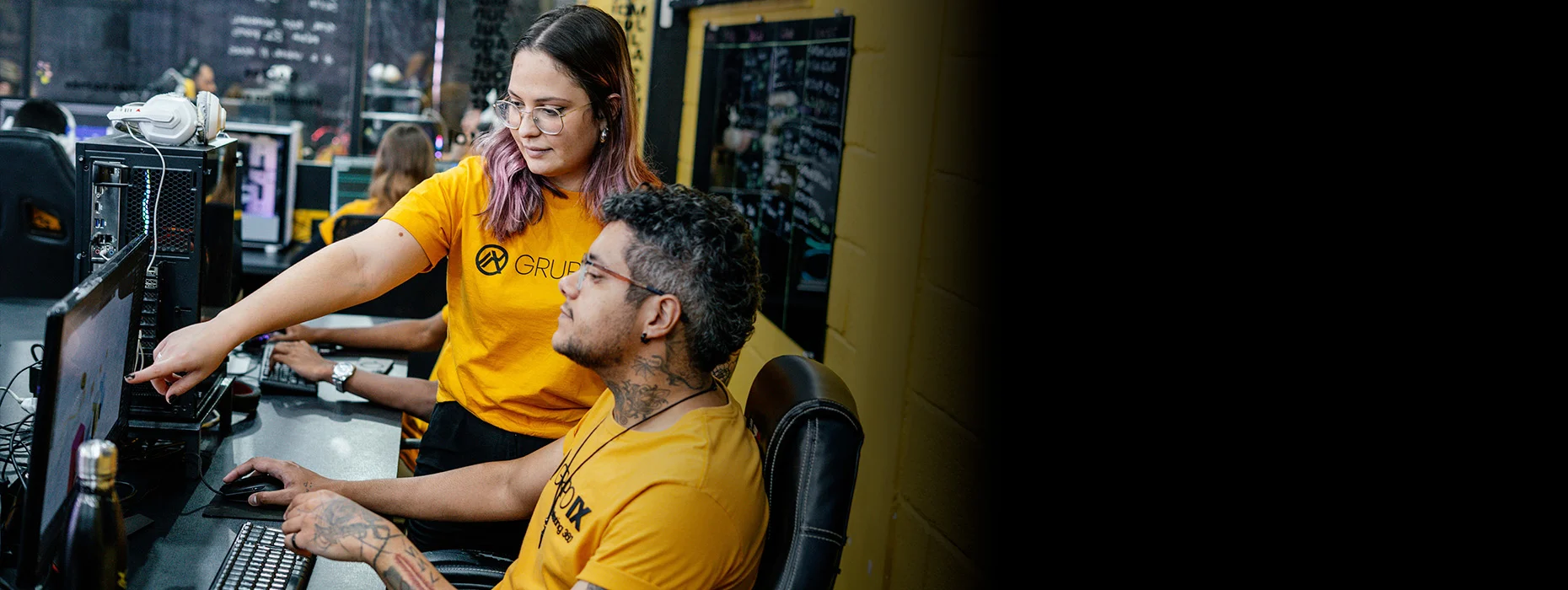 Banner de fundo - Estratégia e Consistência